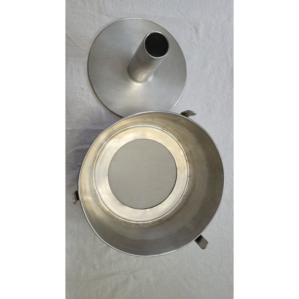 Vintage COMET Aluminum Tube Bunt Baking Pan Angel Food Cake Pan 10" Round 2 pc